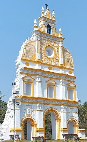 Sancoale Old Church Facade - Indian Catholic Matters